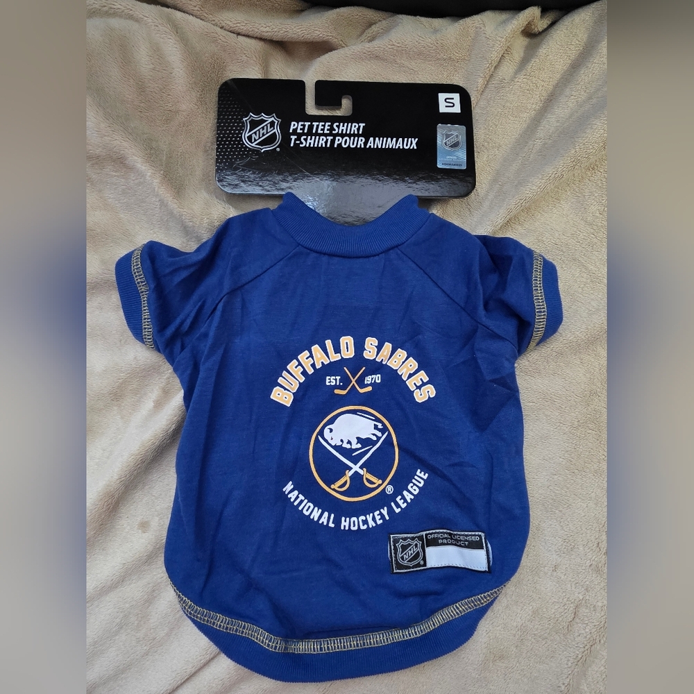 Buffalo Sabres Pet Tee Shirt Size Small